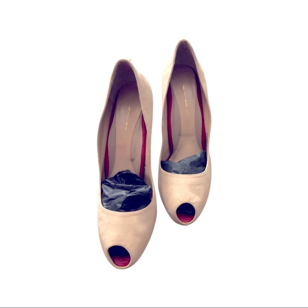Enrico Cuini (Taryn Rose) Lorel Nude Suede Peep toe 5” Heels